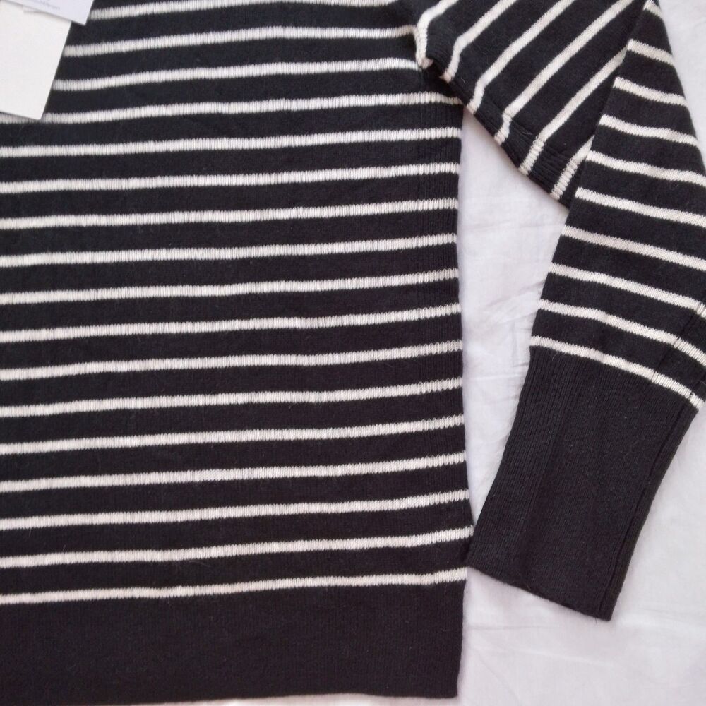 Halogen Cashmere Sweater Crew Neck Black Ivory Striped Long Sleeve Womens Size M - Picture 5 of 9
